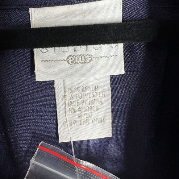 Cato Plus Blue Shimmer Blouse NWT Long Sleeve Button Up Shoulder Pads Retro Glam - Picture 7 of 9